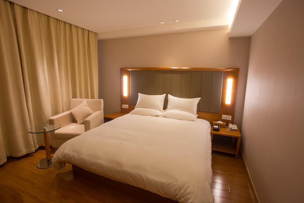 Ji Hotel Shanghai Railway Station West Tianmu Road Exterior foto
